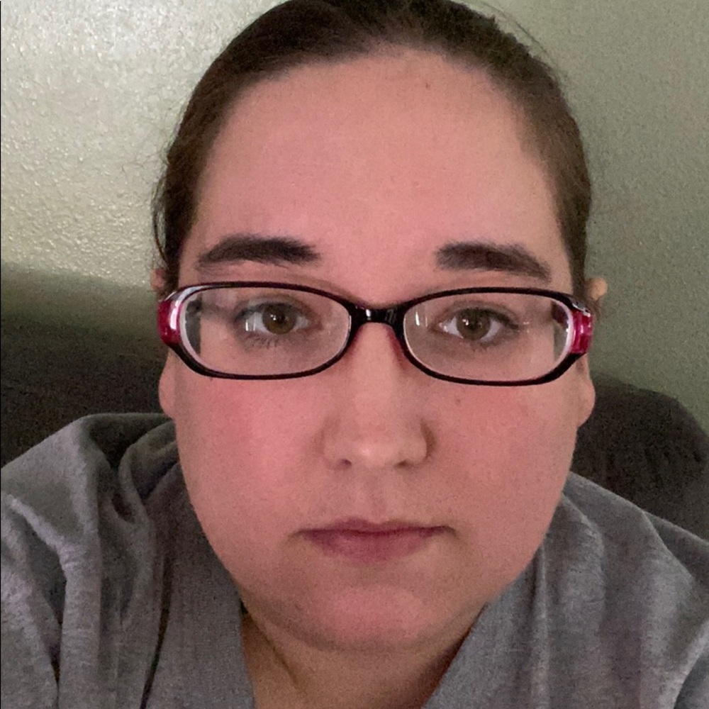 Meet your Posher, Sara